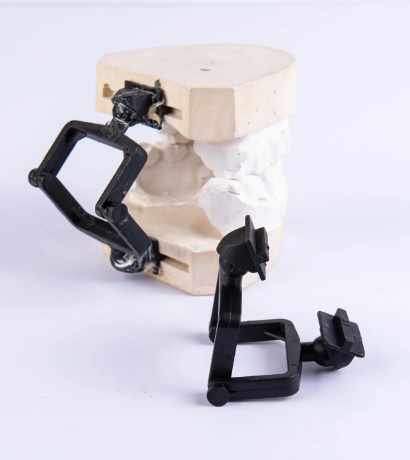 Disposable Crown & Bridge Articulator